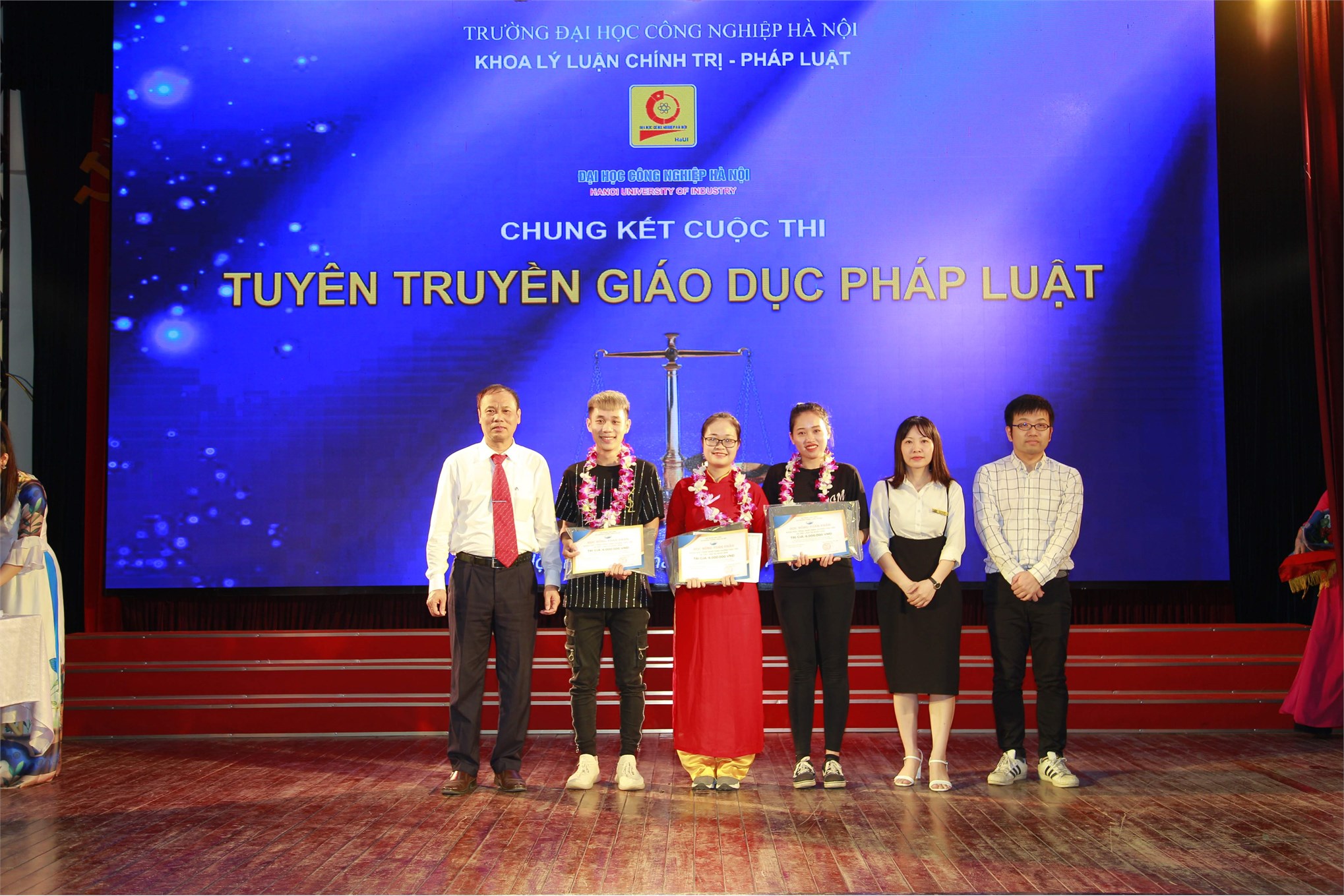 Chung kết Cuộc thi `Tuyên truyền giáo dục pháp luật năm 2019` Trường Đại học Công nghiệp Hà Nội