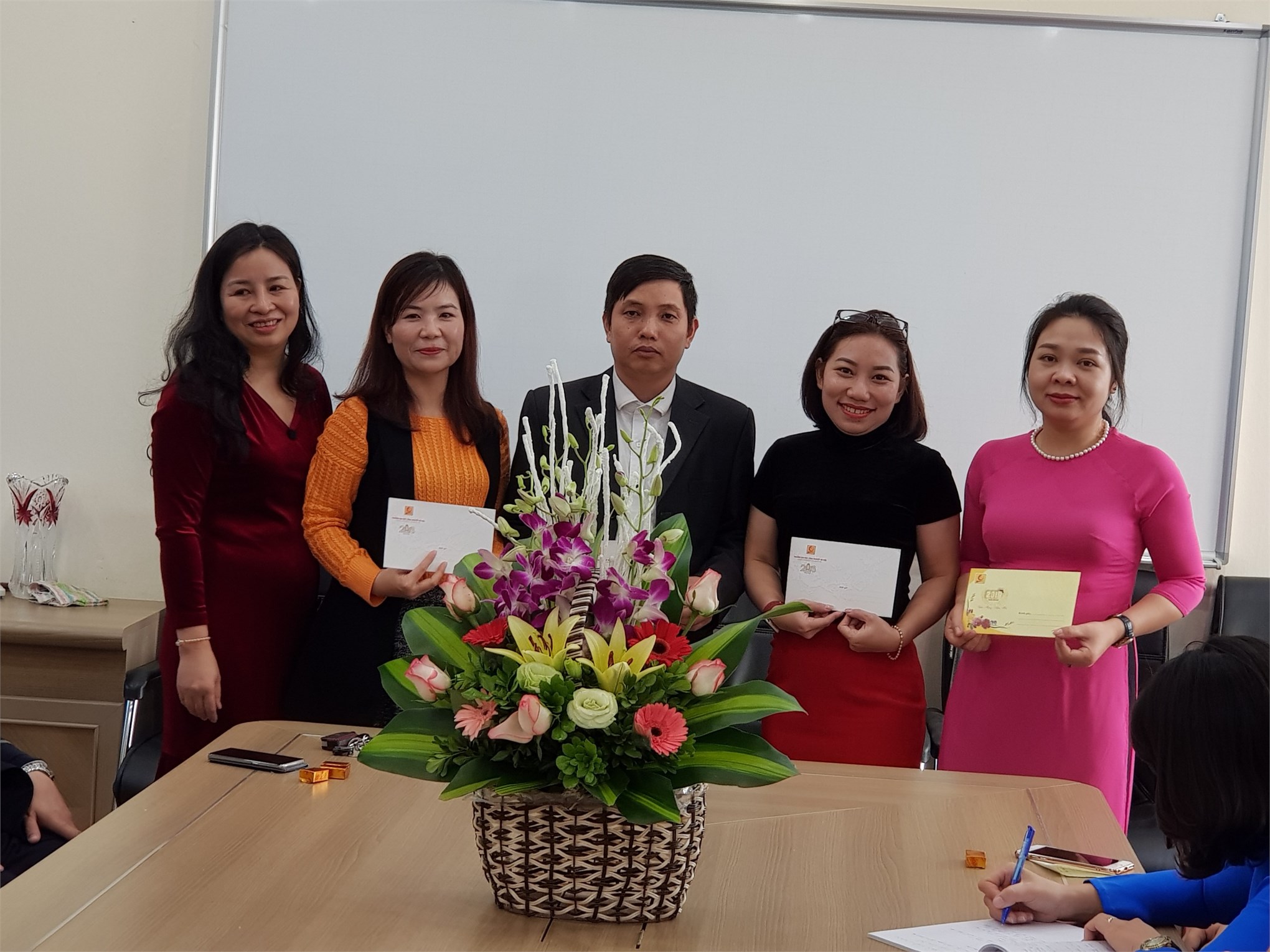 Chào mừng ngày Hiến chương các nhà giáo Việt Nam 20-11-2019