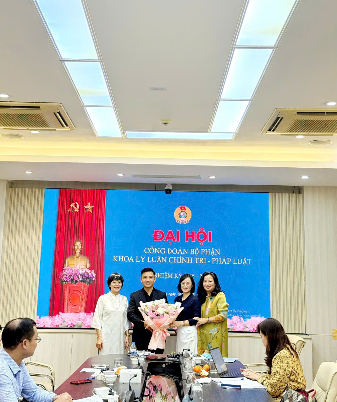 Đại hội Công đoàn bộ phận Khoa Lý luận Chính trị - Pháp luật nhiệm kỳ 2025 – 20230