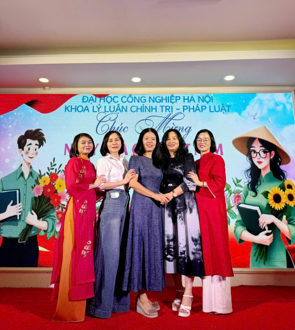 Khoa Lý luận Chính trị - Pháp luật hân hoan chào mừng Ngày Nhà giáo Việt Nam 20/11