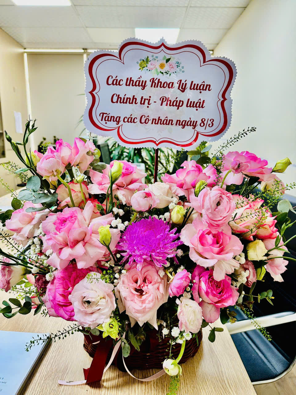 Chào mừng ngày Phụ nữ quốc tế 08/3 – Tôn vinh vẻ đẹp, lan tỏa yêu thương