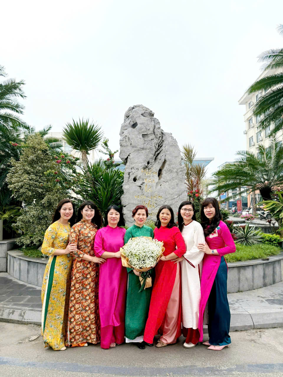 Chào mừng ngày Phụ nữ quốc tế 08/3 – Tôn vinh vẻ đẹp, lan tỏa yêu thương