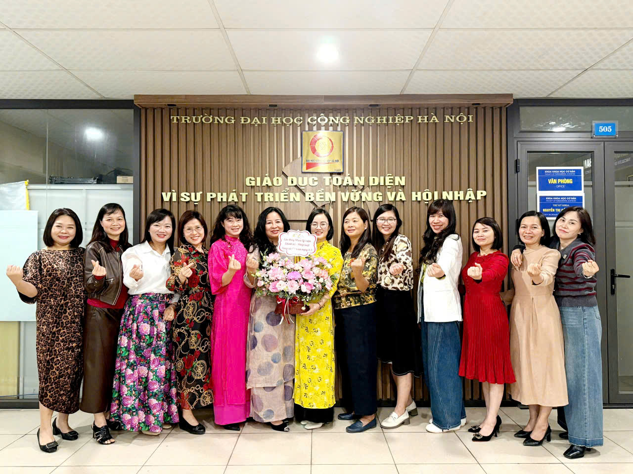 Chào mừng ngày Phụ nữ quốc tế 08/3 – Tôn vinh vẻ đẹp, lan tỏa yêu thương