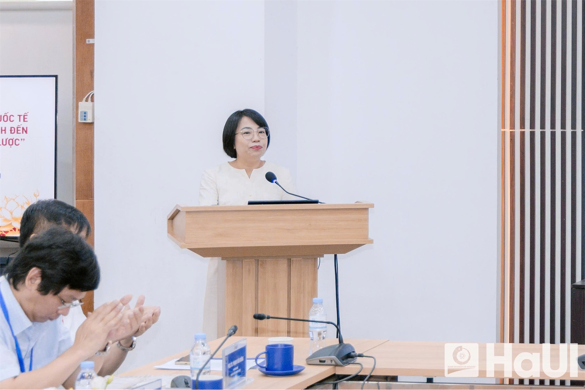 Hội thảo khoa học quốc gia “những vấn đề lý luận - thực tiễn”: kiến tạo giảng đường của tri thức, bản lĩnh và khát vọng cống hiến
