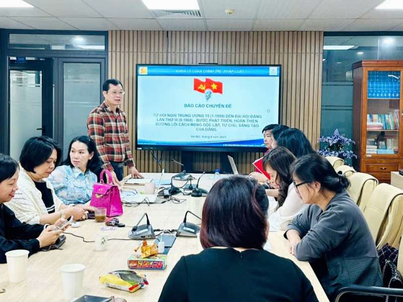 Ba chuyên đề chuyên sâu tại Hội nghị báo cáo chuyên đề đợt 1 năm học 2024-2025 Khoa Lý luận Chính trị - Pháp luật đã để lại dấu ấn sâu đậm về giá trị nghiên cứu và kinh nghiệm giảng dạy