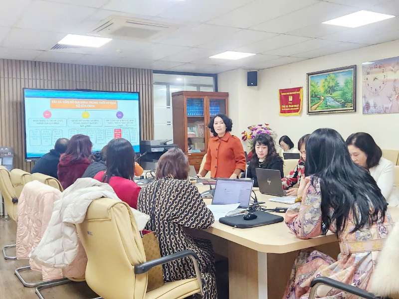 Hội nghị báo cáo chuyên đề chuyên sâu lần thứ nhất năm học 2025–2026 Khoa Lý luận Chính trị – Pháp luật, Đại học Công nghiệp Hà Nội